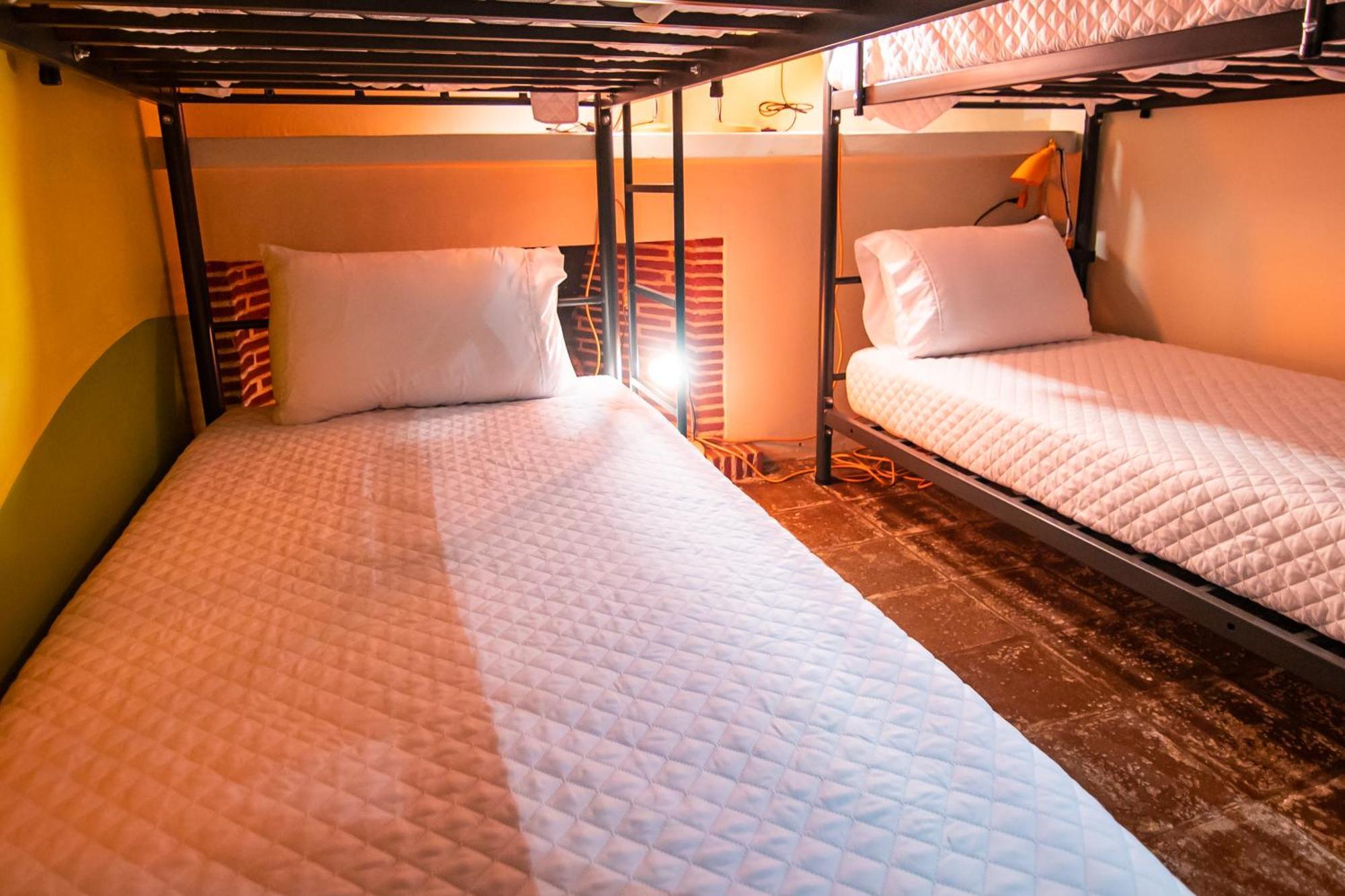 Yes Please! Hostel Antigua Værelse billede
