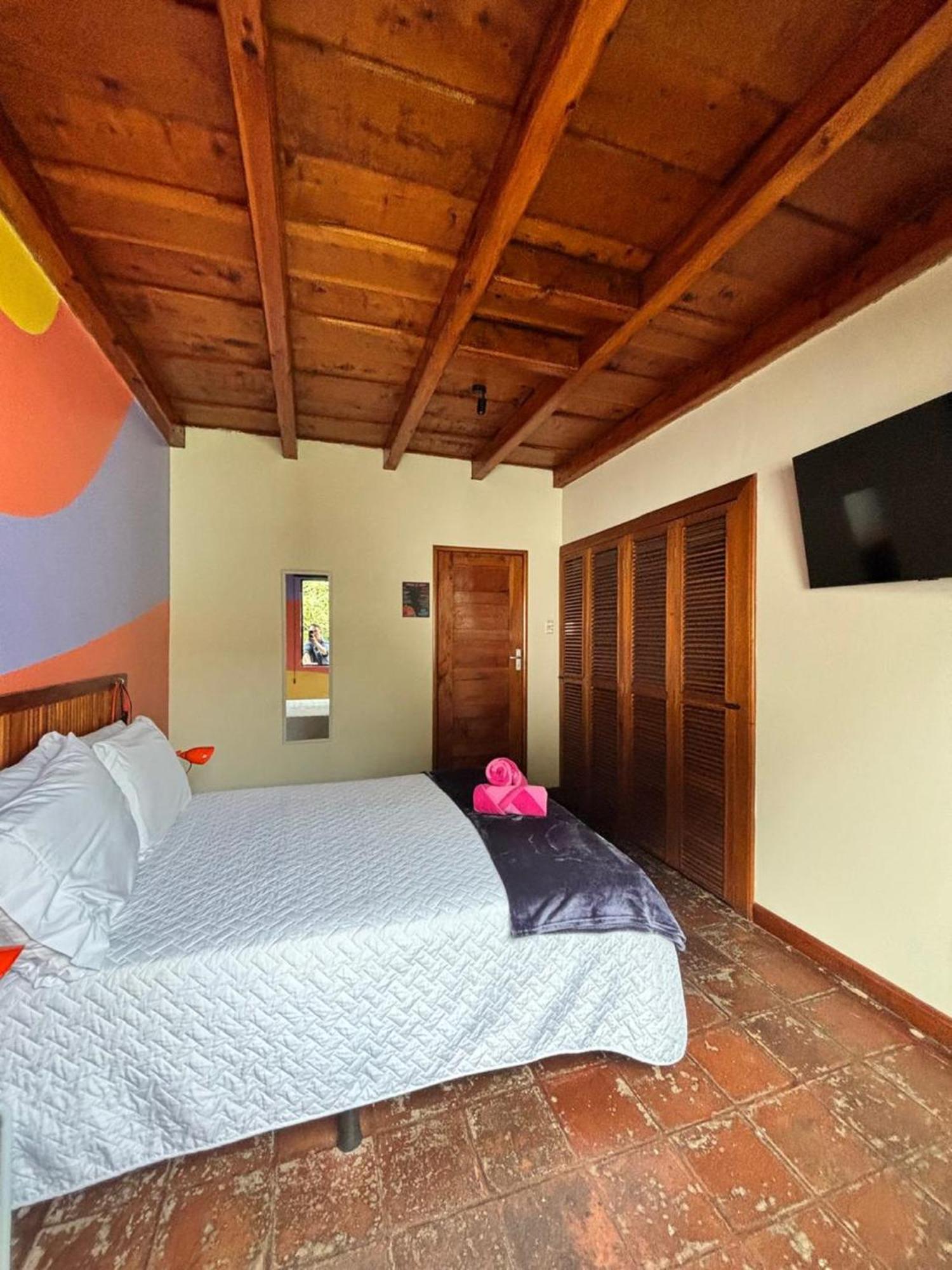 Yes Please! Hostel Antigua Værelse billede